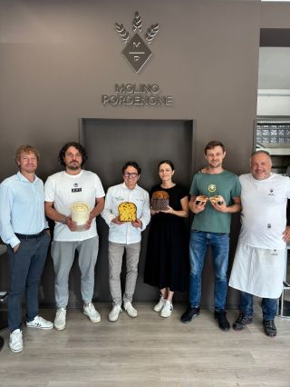 September u nás nepatril len dobrému chlebu, ale aj spoločným zážitkom. Striedali sa skoré rána, pracovné dni aj večery...