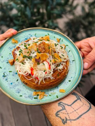 Sobotné rána si zaslúžia niečo výnimočné. Tak sa teplo oblečte a príďte od 8:00 na čerstvo dopečený sobotný špeciál. Už...